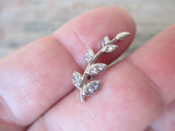 Flower Vine Clear Crystal Gem Cartilage Tragus Barbell 16G (1.2mm) Piercing Aurora Borealis Blue Clear