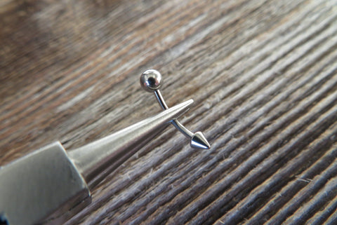Spike Vertical Lip 16G 100% Surgical Steel Curve Eyebrow Rook Barbell Ring Lip Piercing