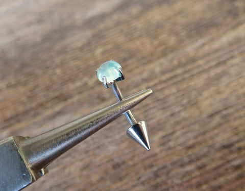 Spike Vertical Lip Natural Green Aventurine Stone 16G 100% Surgical Steel Curve Eyebrow Rook Barbell Ring Lip Piercing