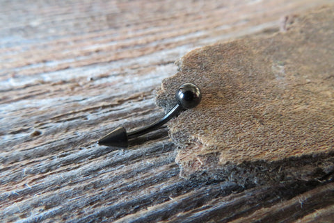 Black IP Spike Vertical Lip 16G 100% Surgical Steel Curve Eyebrow Rook Barbell Ring Lip Piercing